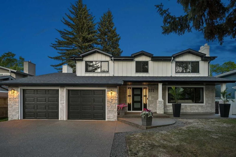 111 Canata Close SW, Calgary, Alberta