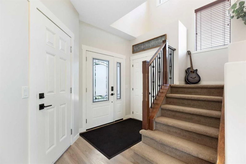590 Coopers Drive SW, Morningside — interior photo