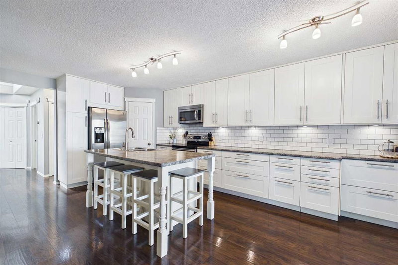 70 Coventry Crescent NE, Coventry Hills — interior photo 7
