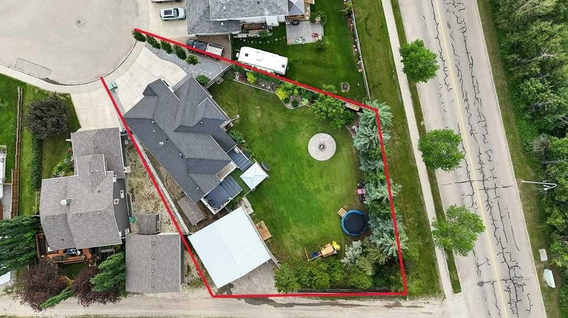 13 Fern Crescent