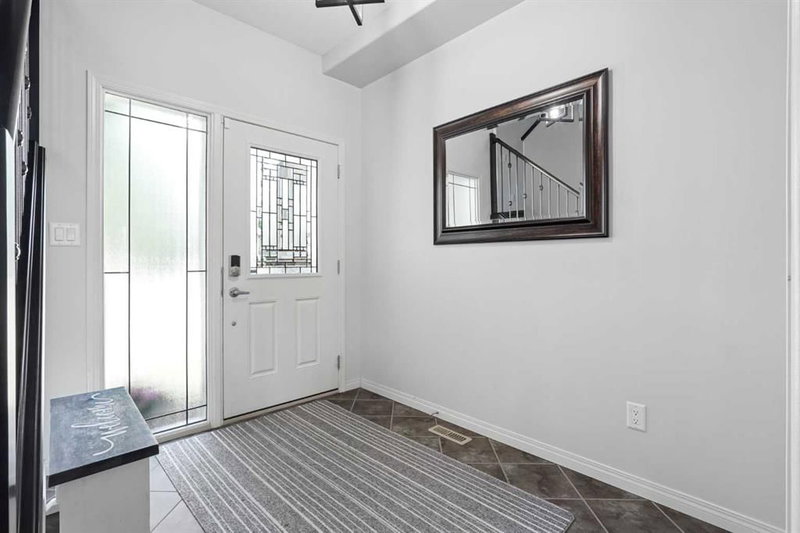 19 Riverland Close W