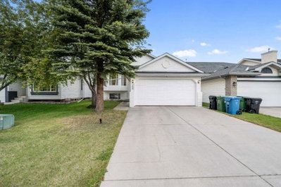 358 Hawkstone Drive NW