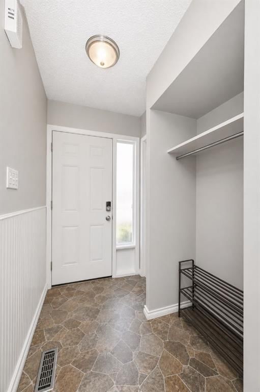 7811 Cedarwood Park
