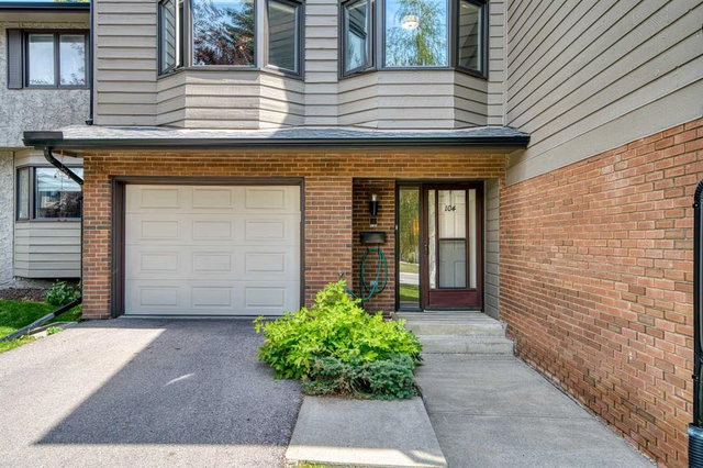 104 - 23 Glamis Drive SW