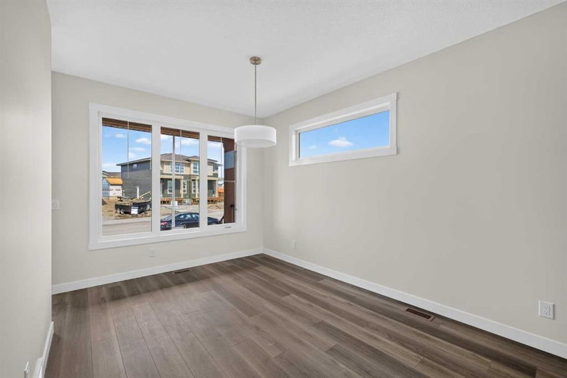 138 Starling Boulevard NW, Moraine — interior photo 5