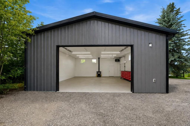 9 Stirling Close