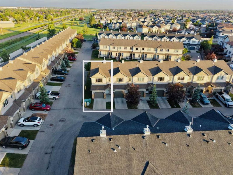 207, 620 Luxstone Landing SW, Luxstone — photo 3