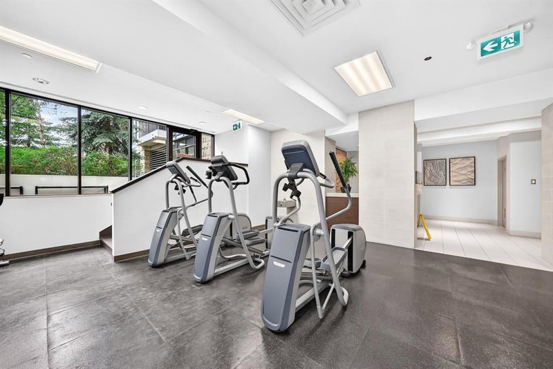 458, 222 Riverfront Avenue SW, Chinatown — interior photo 6