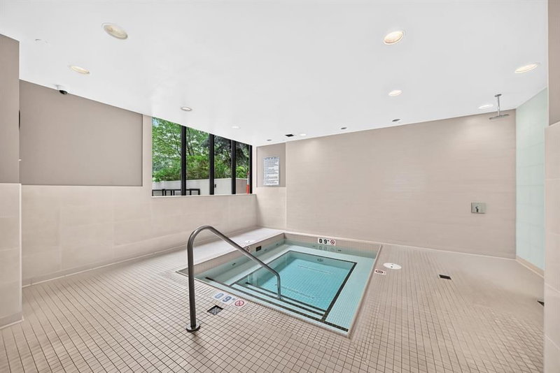 458, 222 Riverfront Avenue SW, Chinatown — interior photo 7