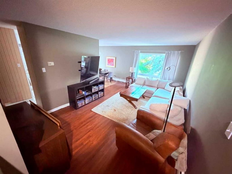 129, 6919 Elbow Drive SW, Kelvin Grove — interior photo
