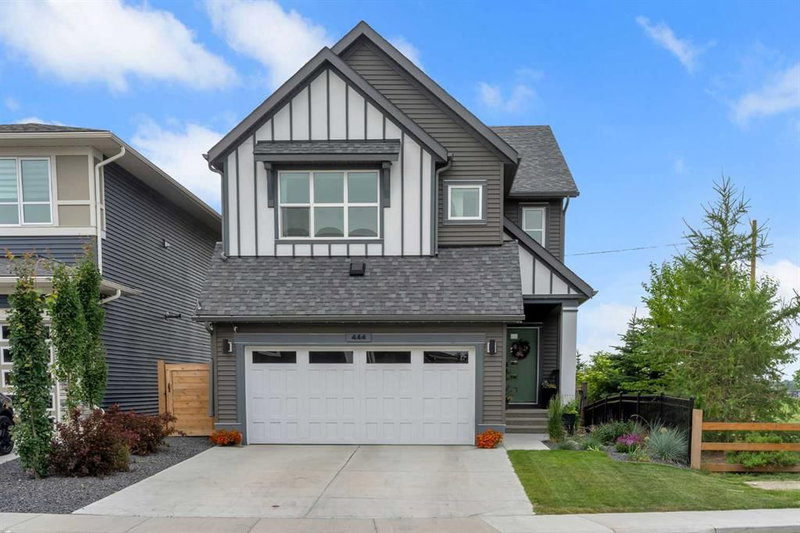 444 Lawthorn Way, Airdrie, Alberta