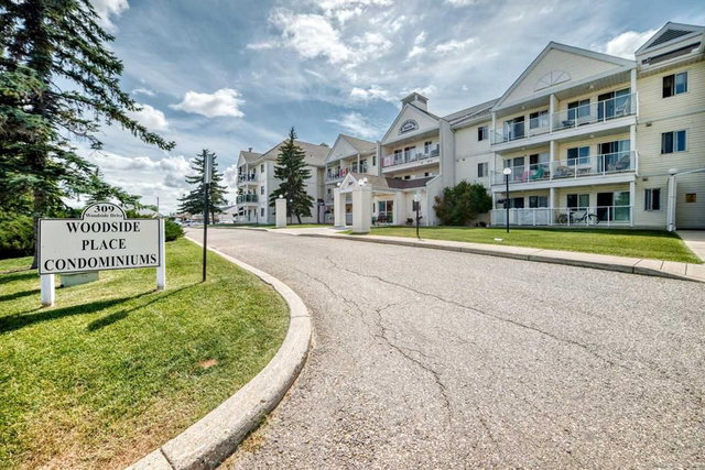 307 - 309 Woodside Drive NW