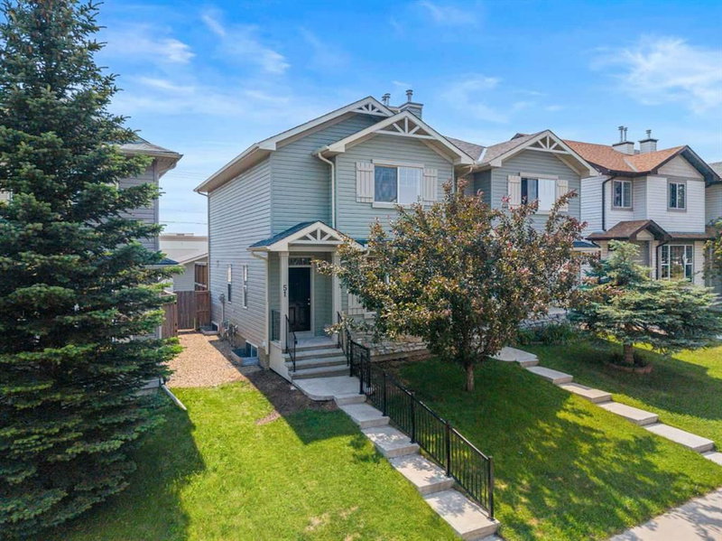 51 Covehaven Mews NE