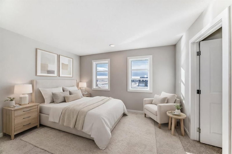 672 Lewisburg Place NE, Lewisburg — interior photo