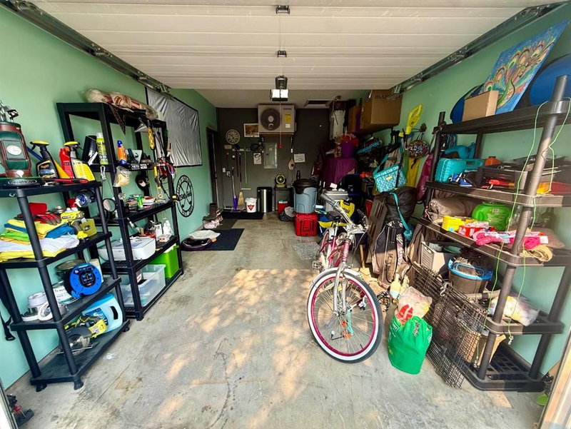 104 Sunvale Crescent NE, Sunrise Meadows — interior photo