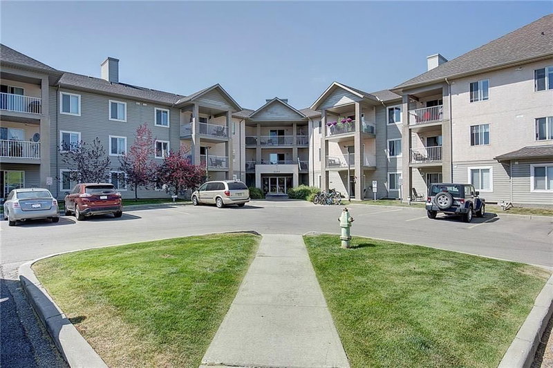 Apartment at 216, 2000 Citadel Meadow Point NW, Citadel — listing photo