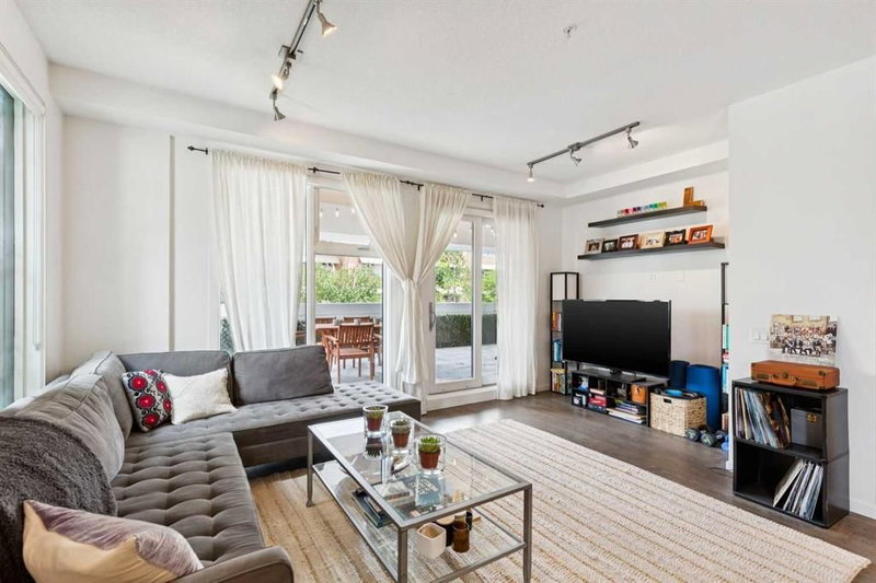 219, 1719 9A Street SW, Lower Mount Royal — interior photo 5