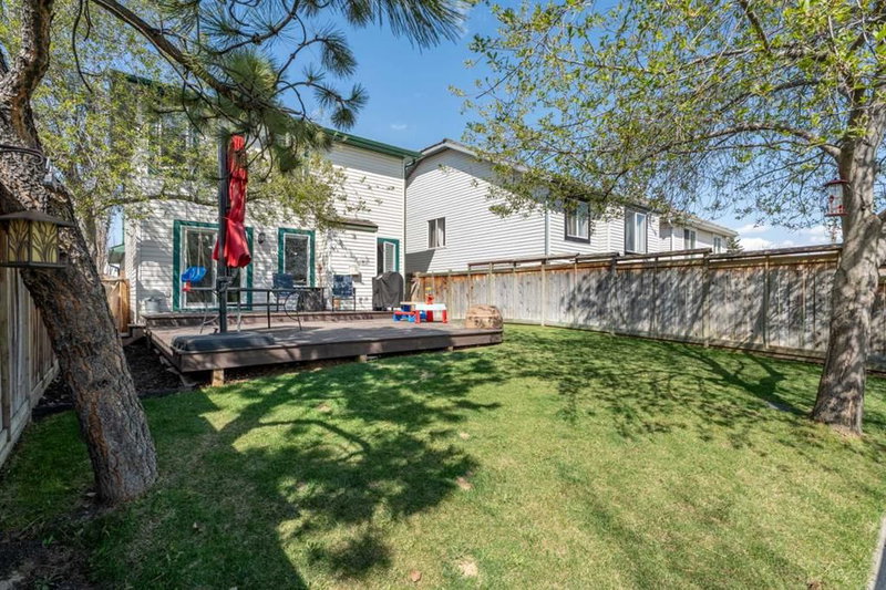 31 Mt Aberdeen Grove SE, McKenzie Lake — photo 2
