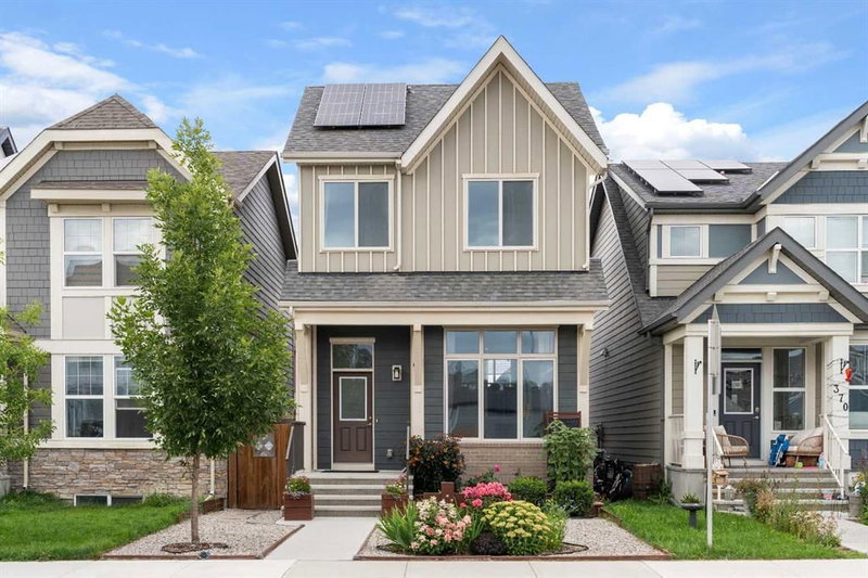 374 Magnolia Square SE, Calgary, Alberta