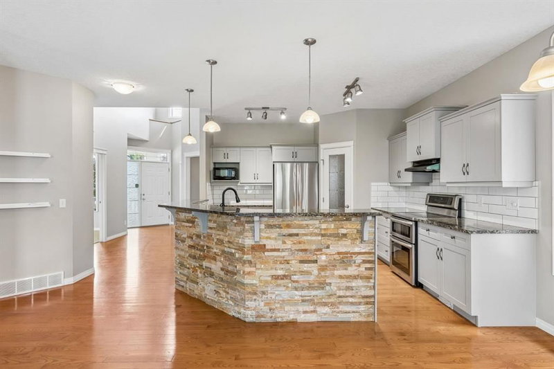 48 Rockywood Circle NW, Rocky Ridge — interior photo 6