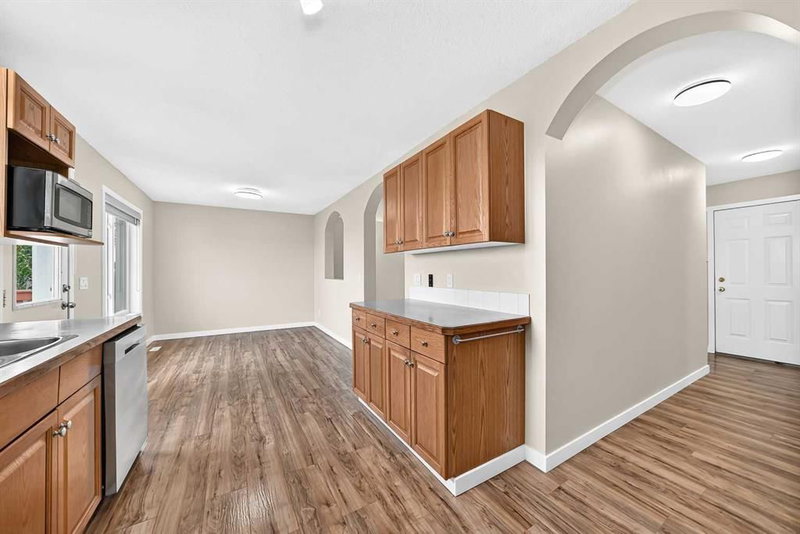 151 Applestone Park SE, Applewood Park — interior photo 5