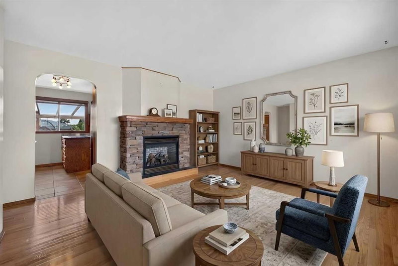 4639 Marbank Drive, Marlborough — interior photo
