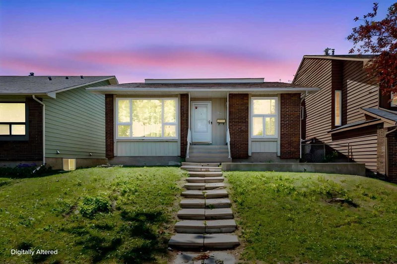 1111 Berkley Drive NW