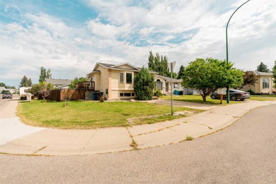 194 Mt Blakiston Road W