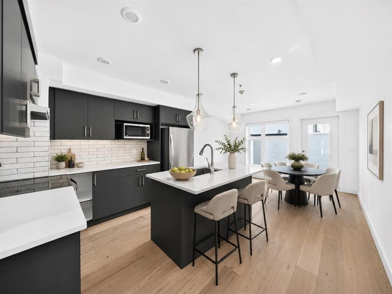 108, 1632 20 Avenue NW, Capitol Hill — interior photo
