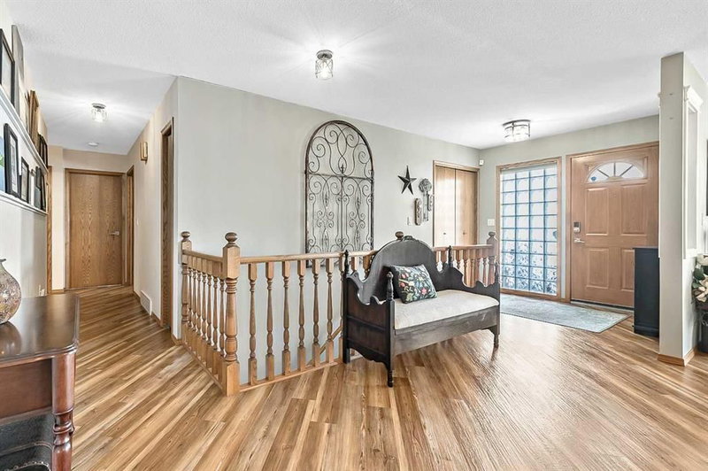 607 9 Street SE, Emerson Lake Estates — interior photo 6