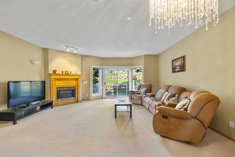 36 Hamptons Link NW, Hamptons — interior photo