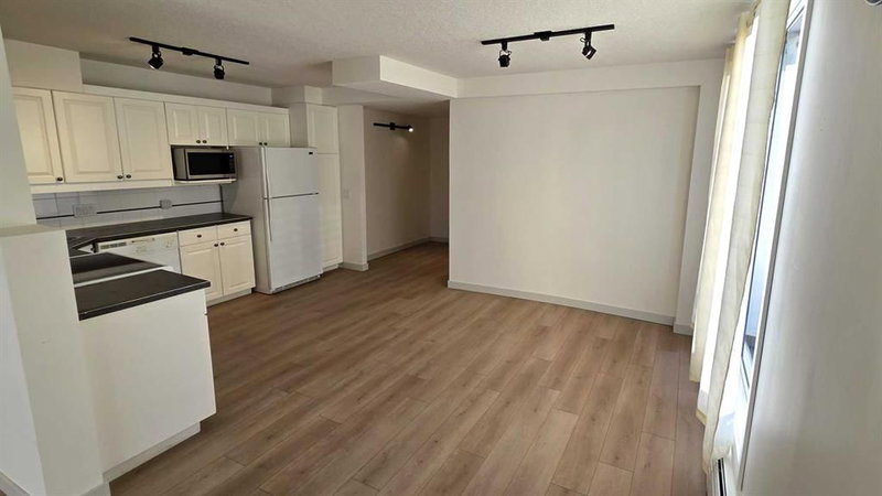 309, 738 3 Avenue SW, Eau Claire — interior photo 7