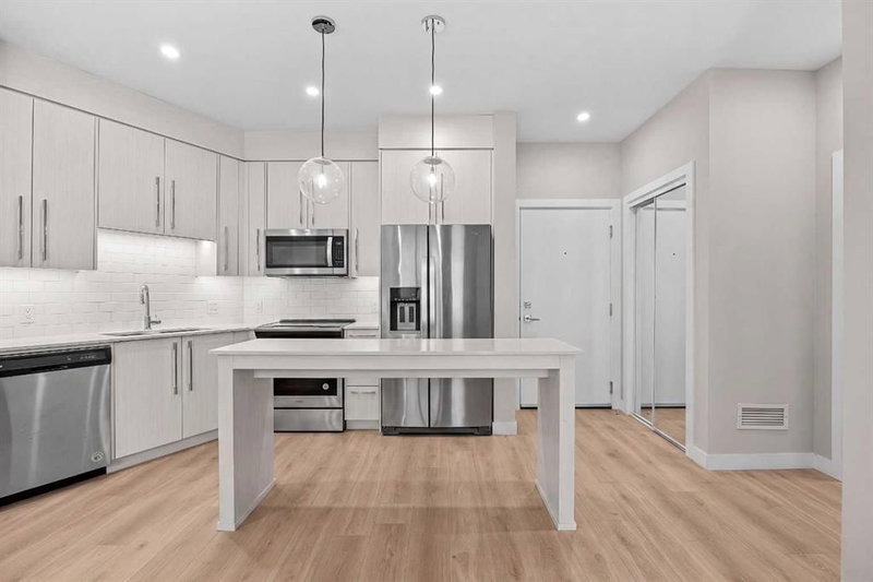 119, 383 Smith Street NW, University District — interior photo 6