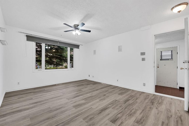 3614 39 Street NE, Whitehorn — interior photo 6
