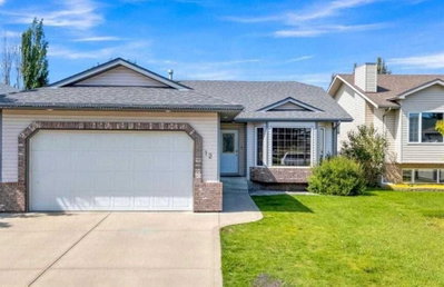 12 Archibald Crescent