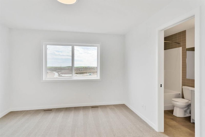 65 Lewiston Street NE, Lewisburg — interior photo