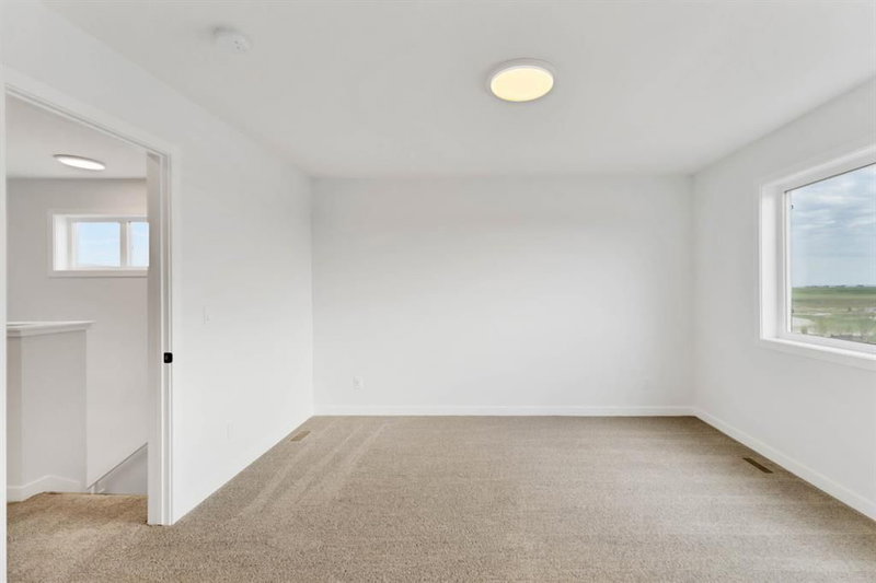 65 Lewiston Street NE, Lewisburg — interior photo 6