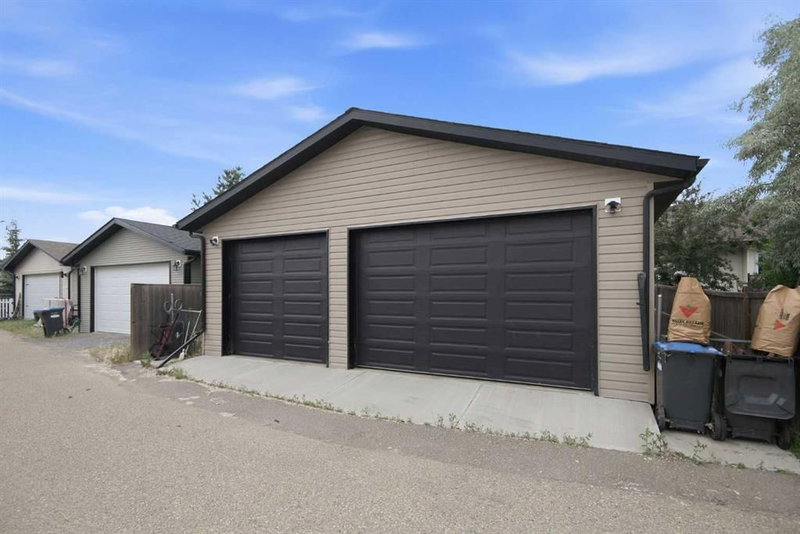 15 Reynolds Road