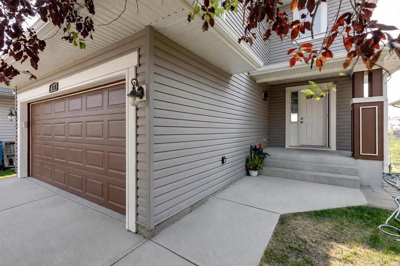 378 Sagewood Gardens SW