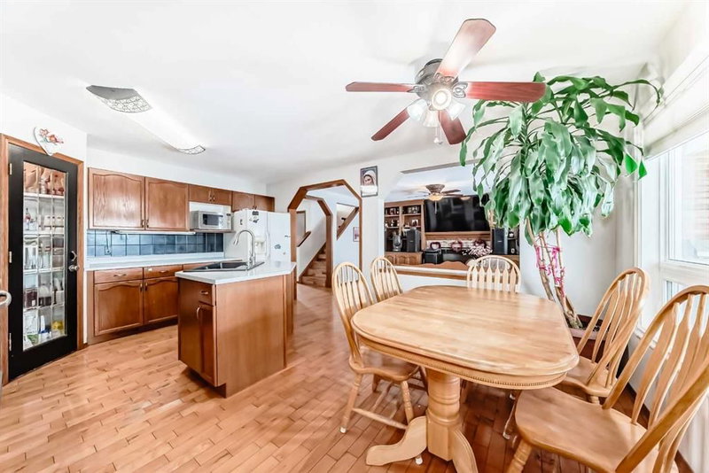 49 Applewood Court SE, Applewood Park — interior photo 6