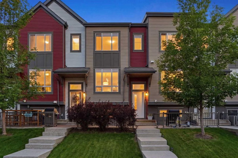 656 Copperpond Boulevard SE, Calgary, Alberta