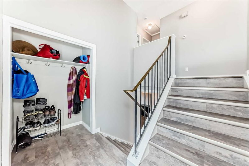 5233 17 Avenue NW, Montgomery — interior photo 5