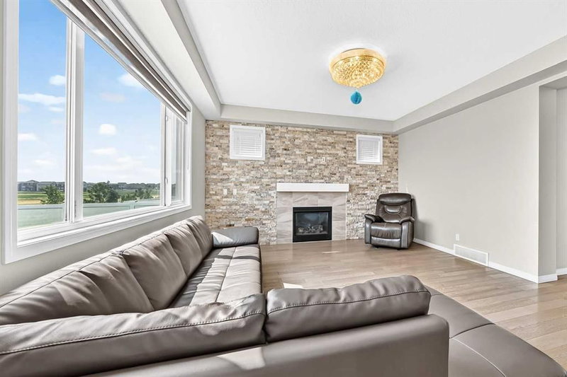 247 Cityscape Way NE, Cityscape — interior photo 5