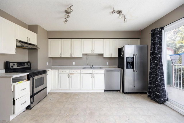 910 - 201 Arabian Drive