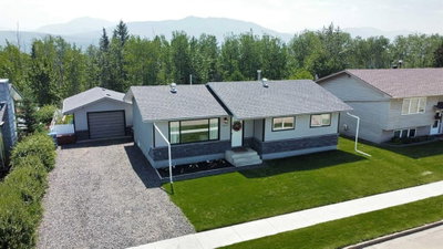 10237 97 Ave