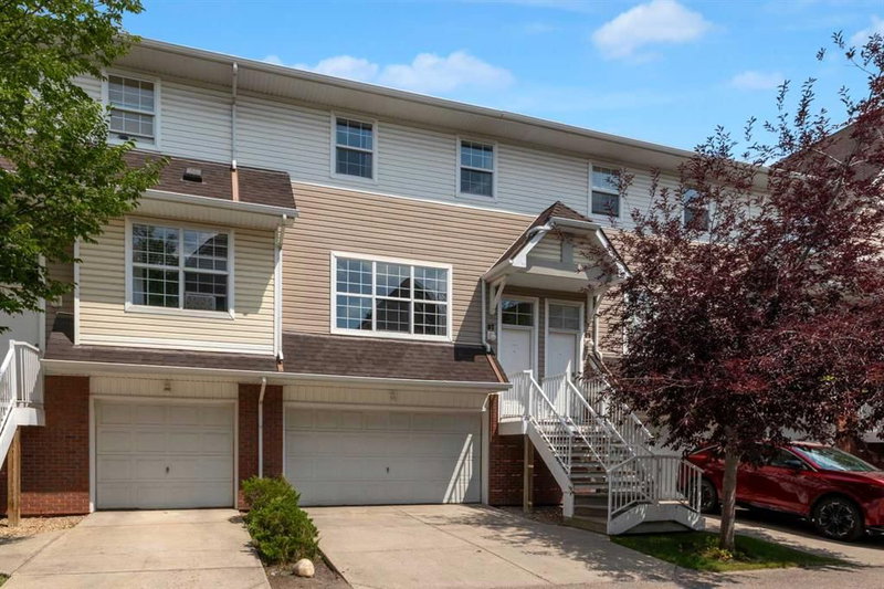 97 Tuscany Springs Gardens NW