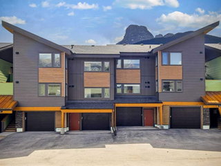 202G - 209 Stewart Creek Rise