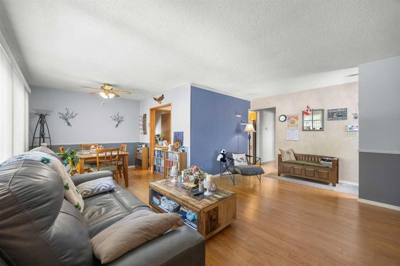 272 Huntington Close NE, Huntington Hills — interior photo 6