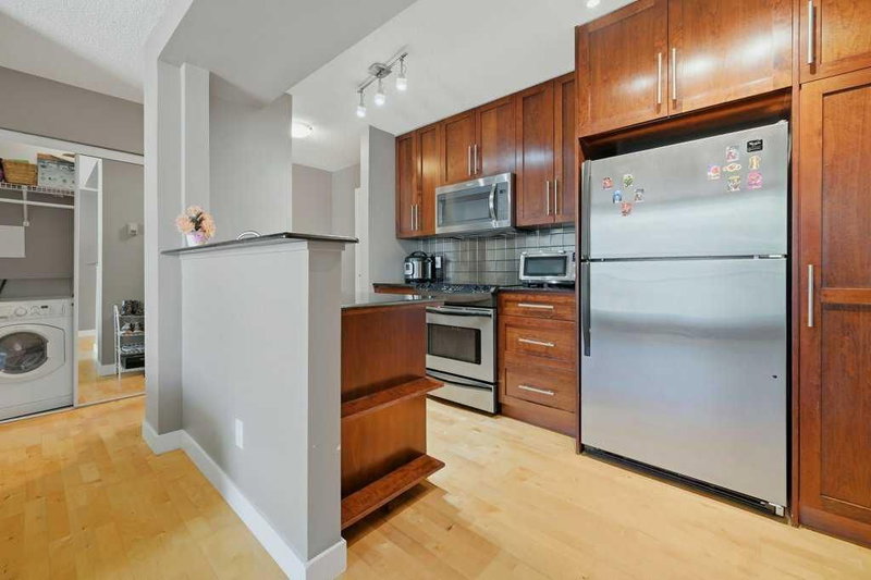 403, 2220 16A Street SW, Bankview — interior photo 6