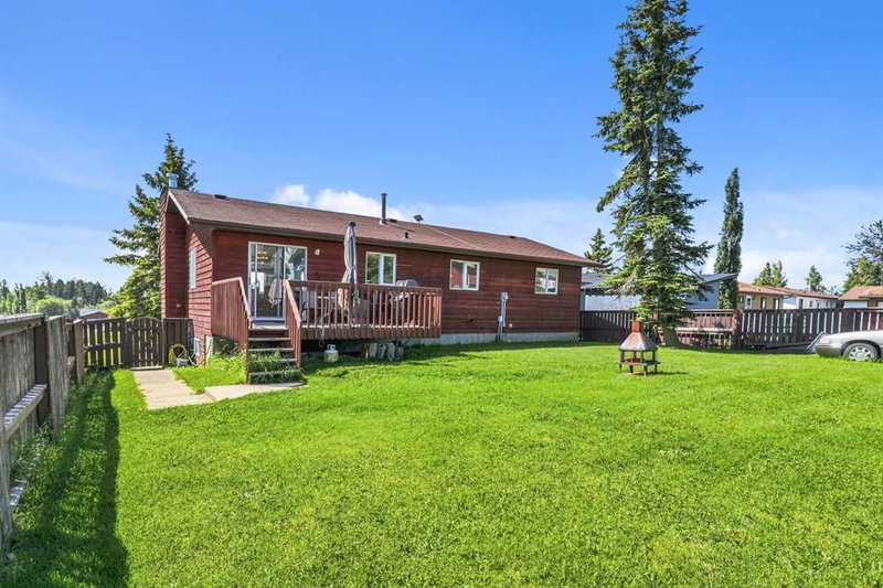 22 Hillside Avenue